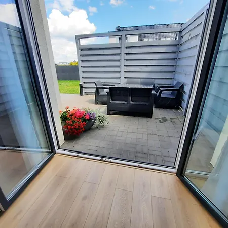 Apartament Chabrowa 1 *